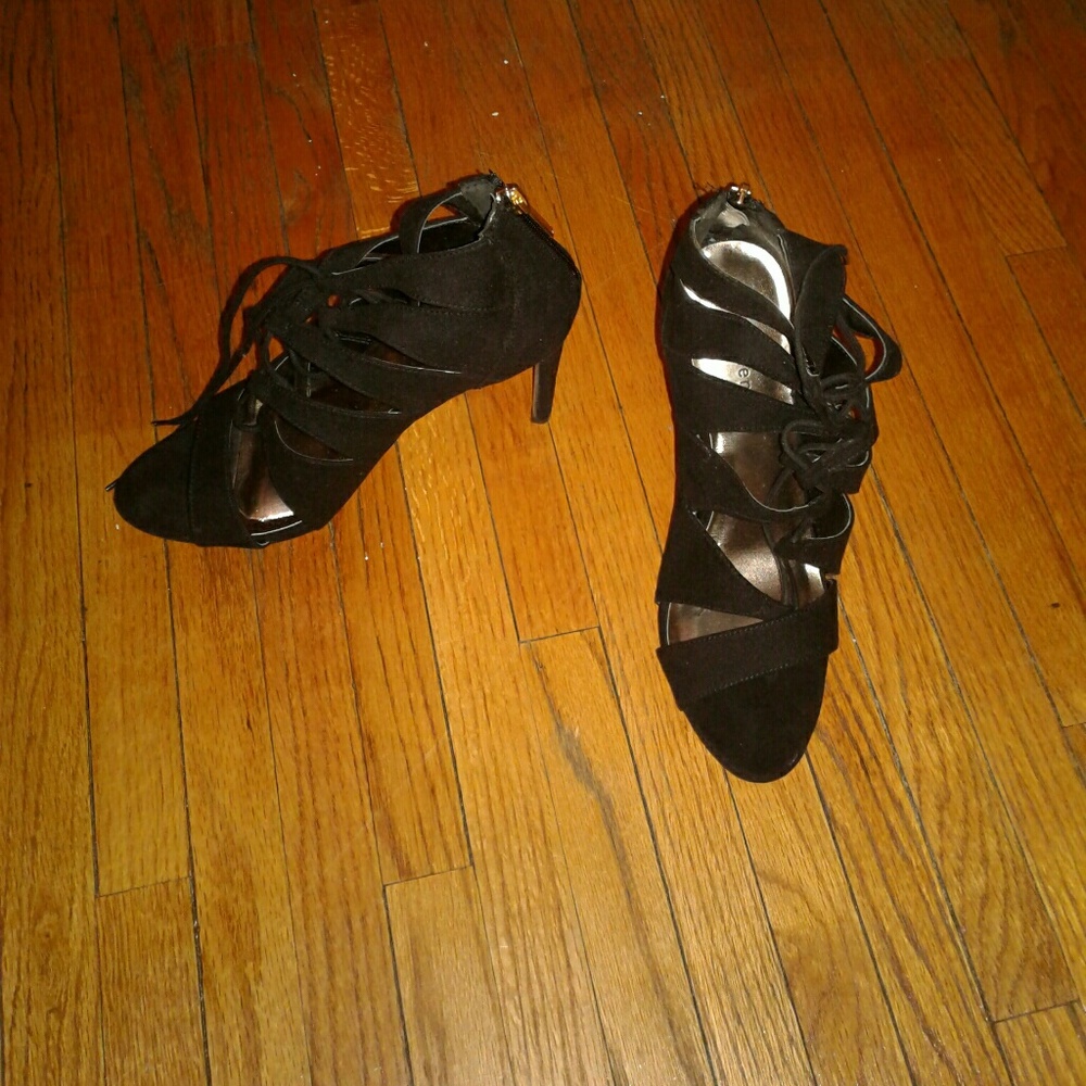 Black heels